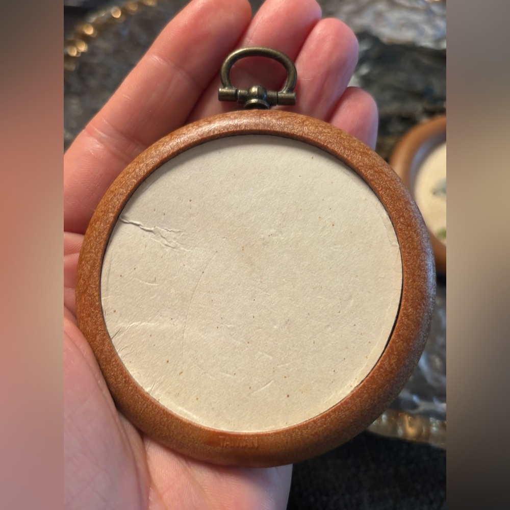 Vintage Mini Bird Embroidery Wall Art Set (3) • Wooden Hoop Frames • Folk Story - Picture 7 of 13